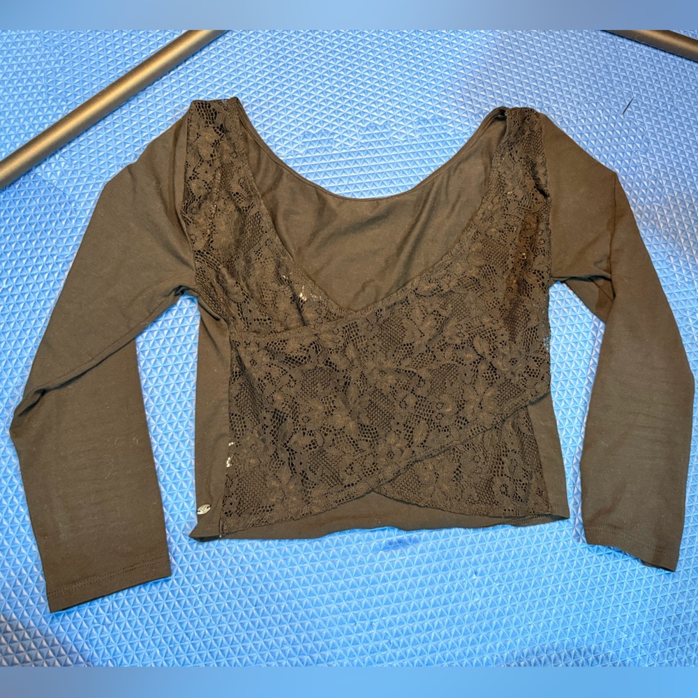 Black Lace Long Sleeve Cropped Top